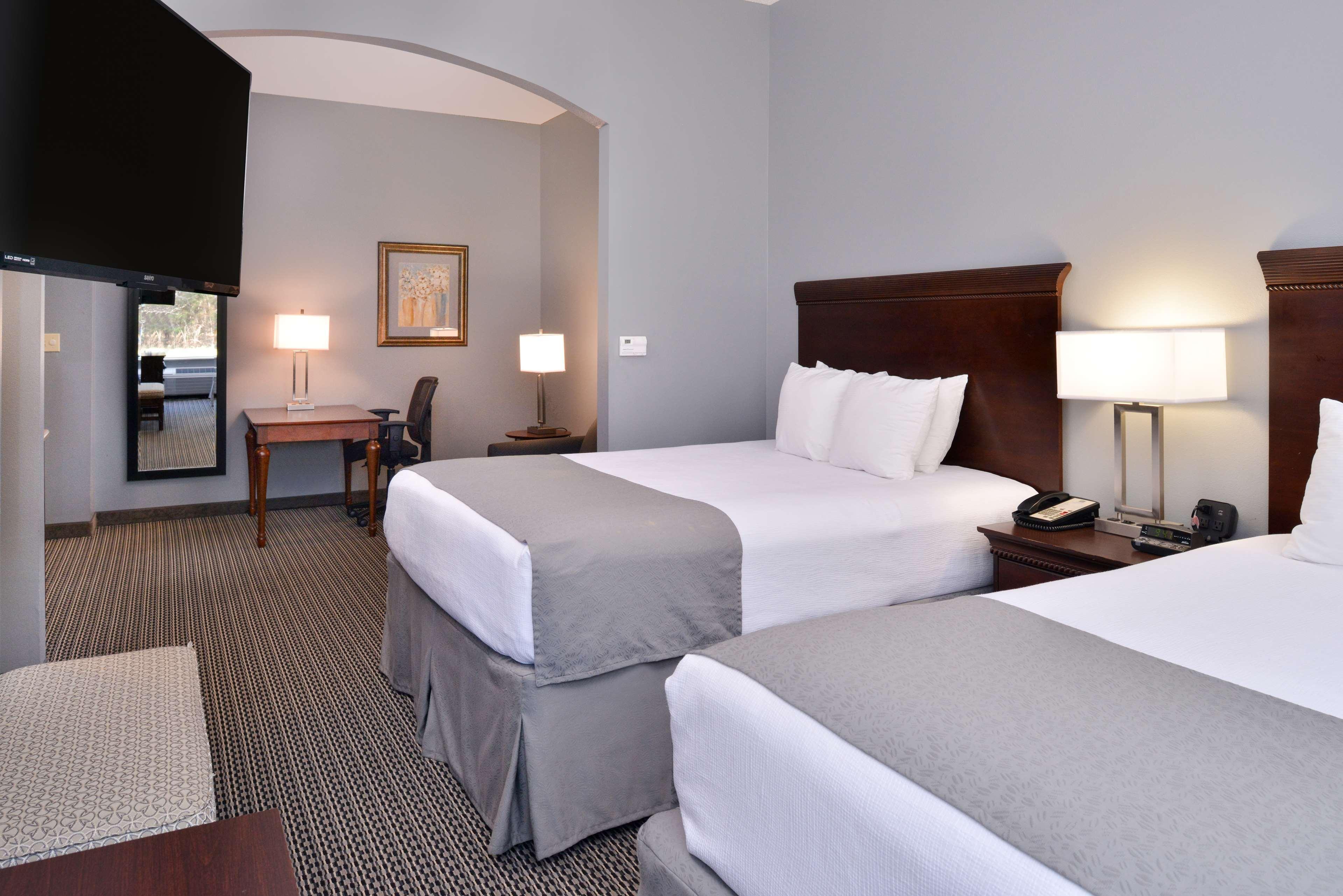 Best Western Plus Two Rivers Hotel & Suites Demopolis Zewnętrze zdjęcie