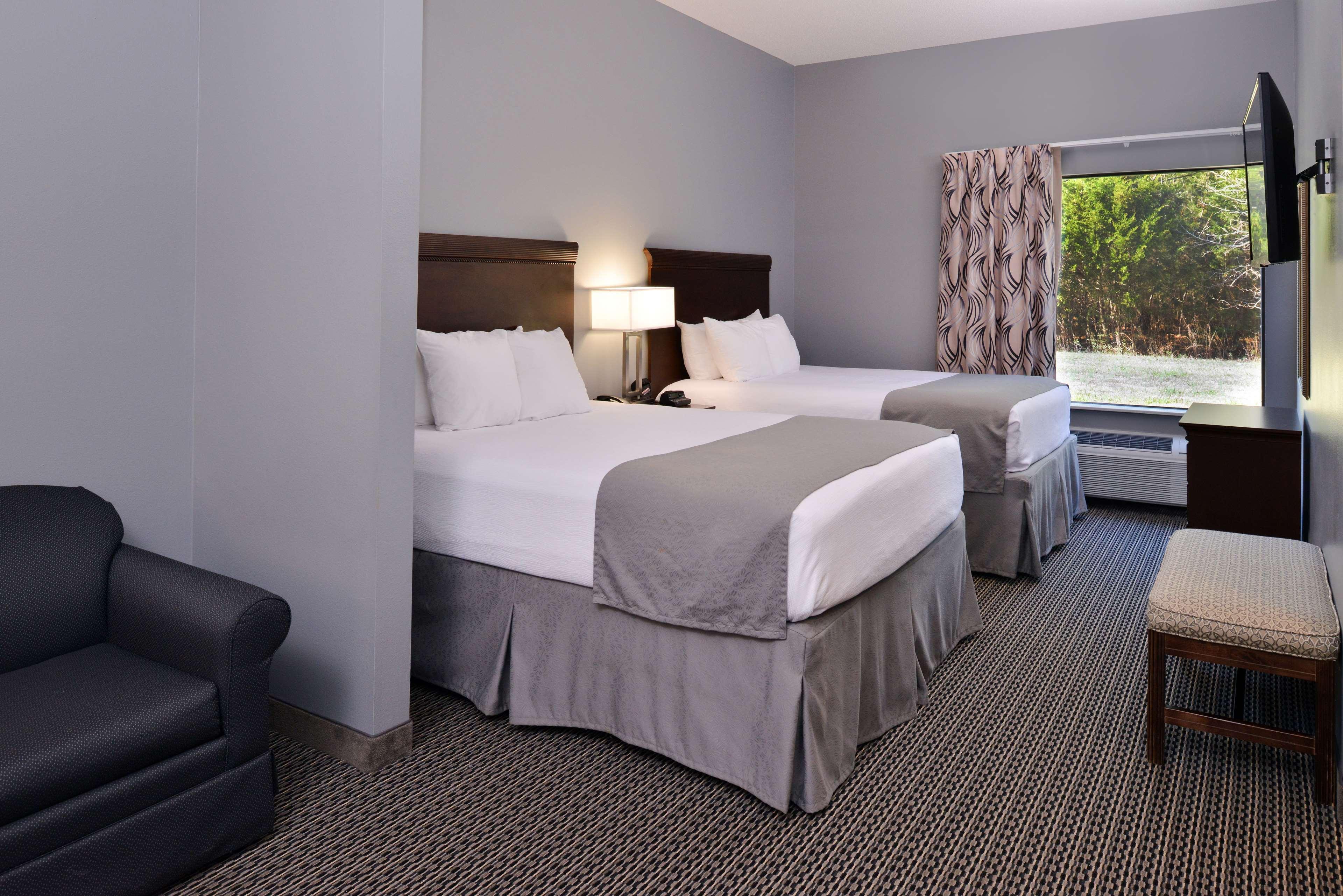 Best Western Plus Two Rivers Hotel & Suites Demopolis Zewnętrze zdjęcie