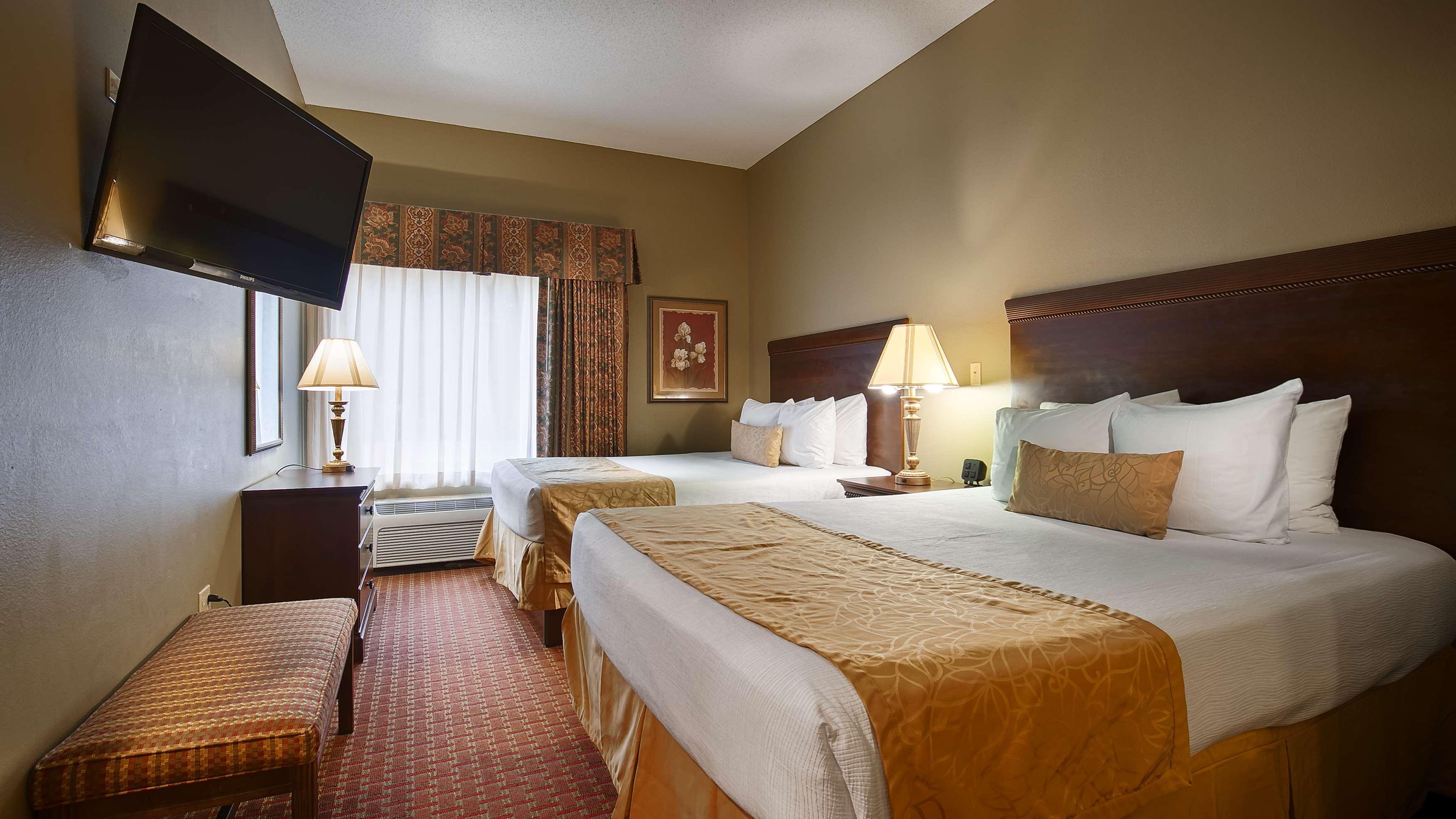 Best Western Plus Two Rivers Hotel & Suites Demopolis Zewnętrze zdjęcie