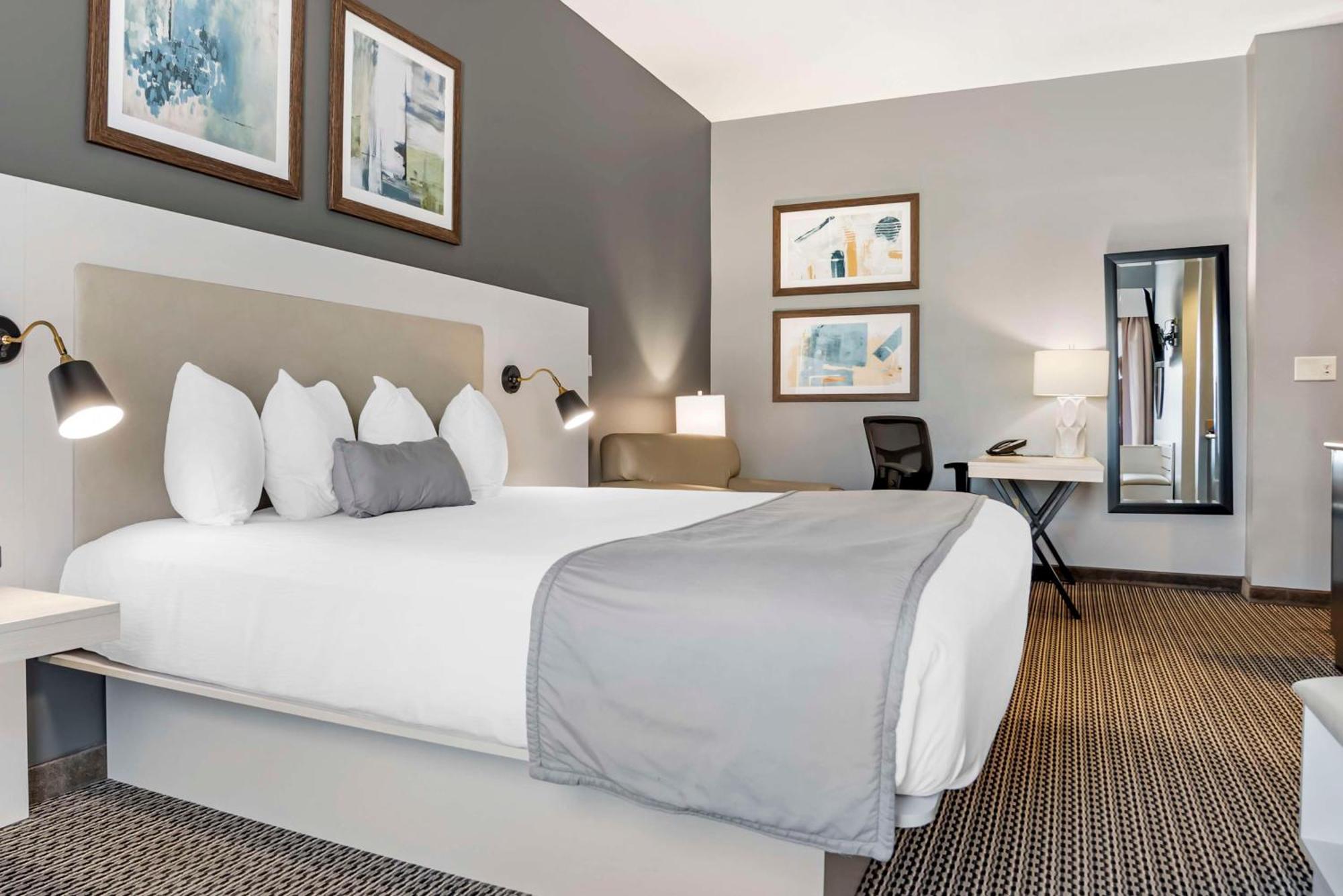 Best Western Plus Two Rivers Hotel & Suites Demopolis Zewnętrze zdjęcie