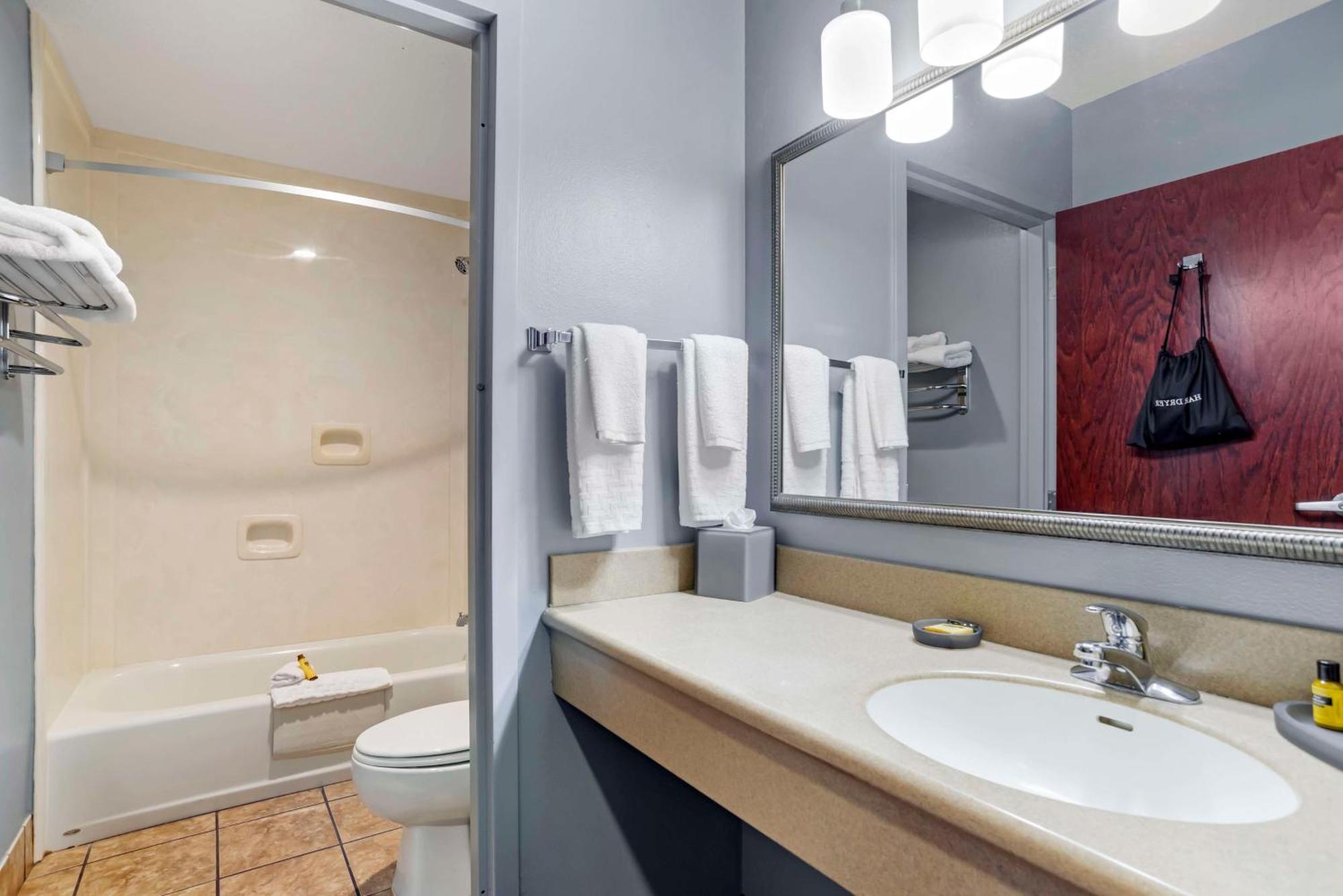Best Western Plus Two Rivers Hotel & Suites Demopolis Zewnętrze zdjęcie