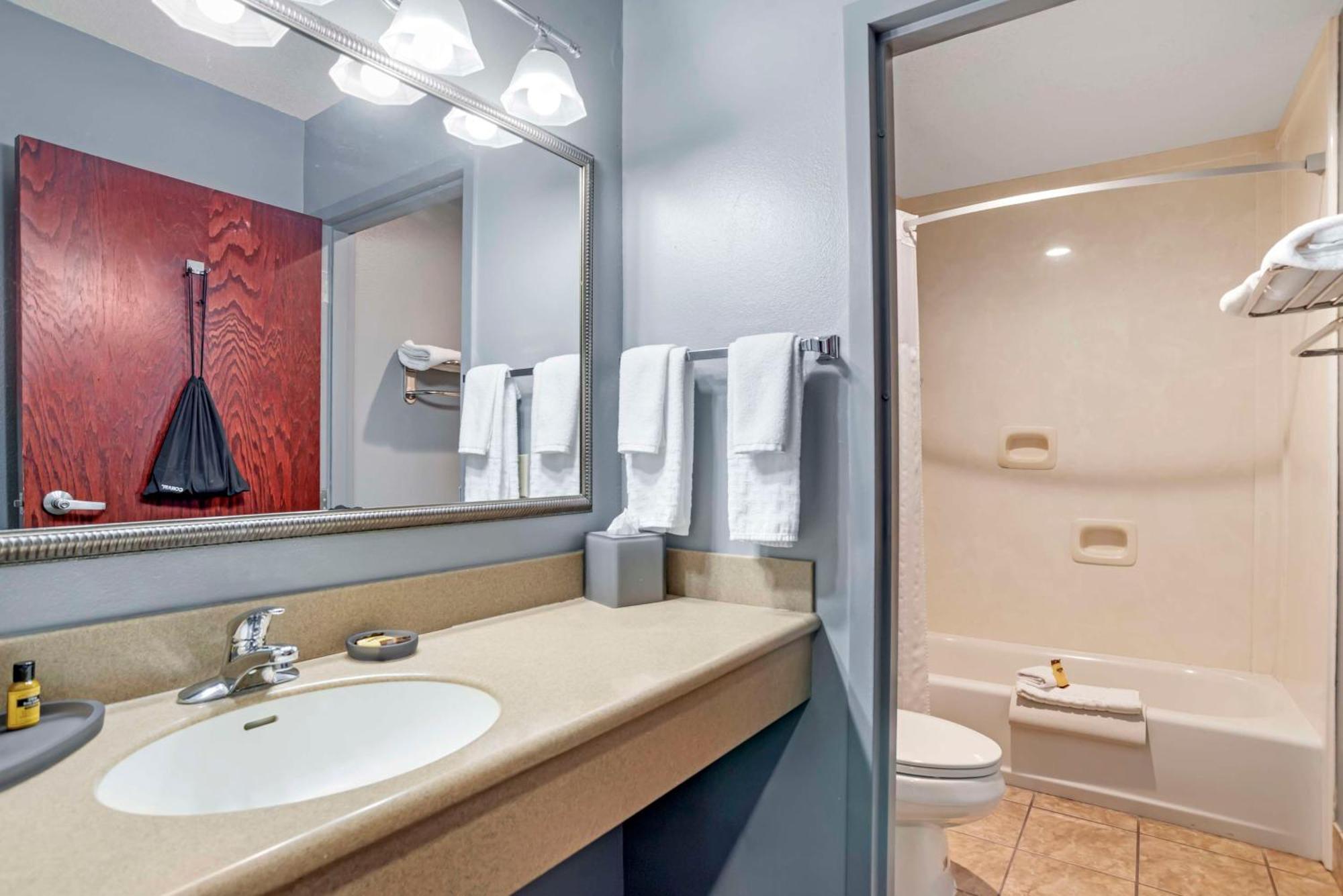 Best Western Plus Two Rivers Hotel & Suites Demopolis Zewnętrze zdjęcie