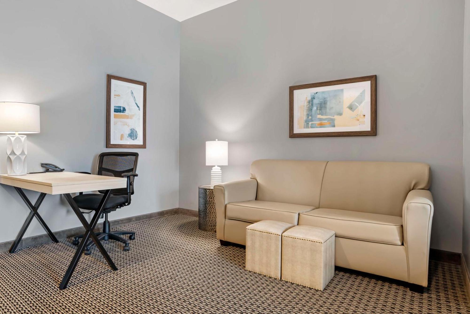 Best Western Plus Two Rivers Hotel & Suites Demopolis Zewnętrze zdjęcie